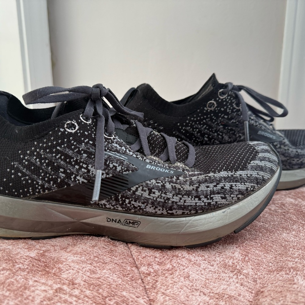Brooks Levitate 3 women’s